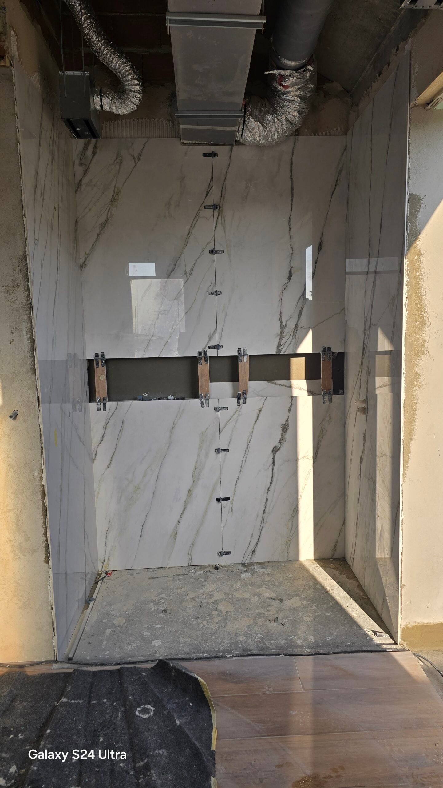 Detalhe de um trabalho cerâmico executado pela Progrestiles
